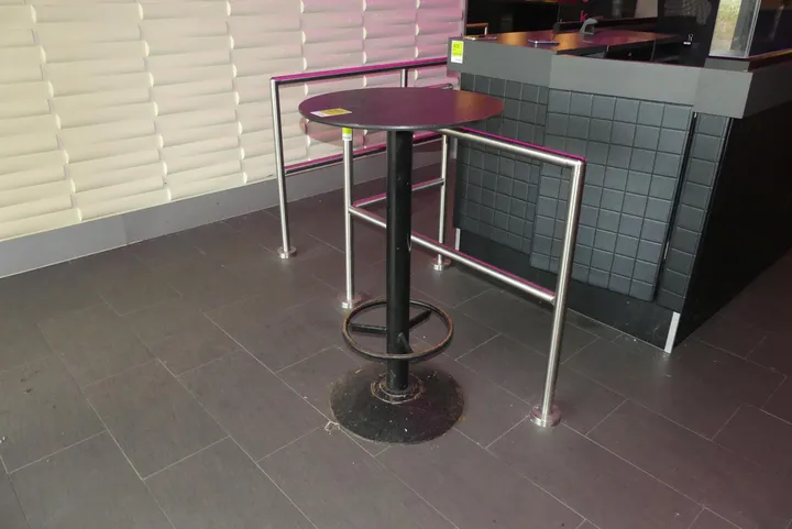 Stehtisch, rund Maße in cm ca. ø60 cm Durchmesser